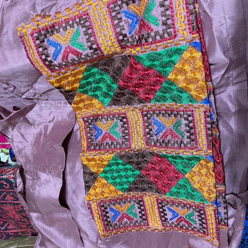 Linen , cotton silk medium and small size . Always negotiable